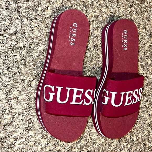 Guess Slips  brand new Size: 8M - Picture 1 of 4